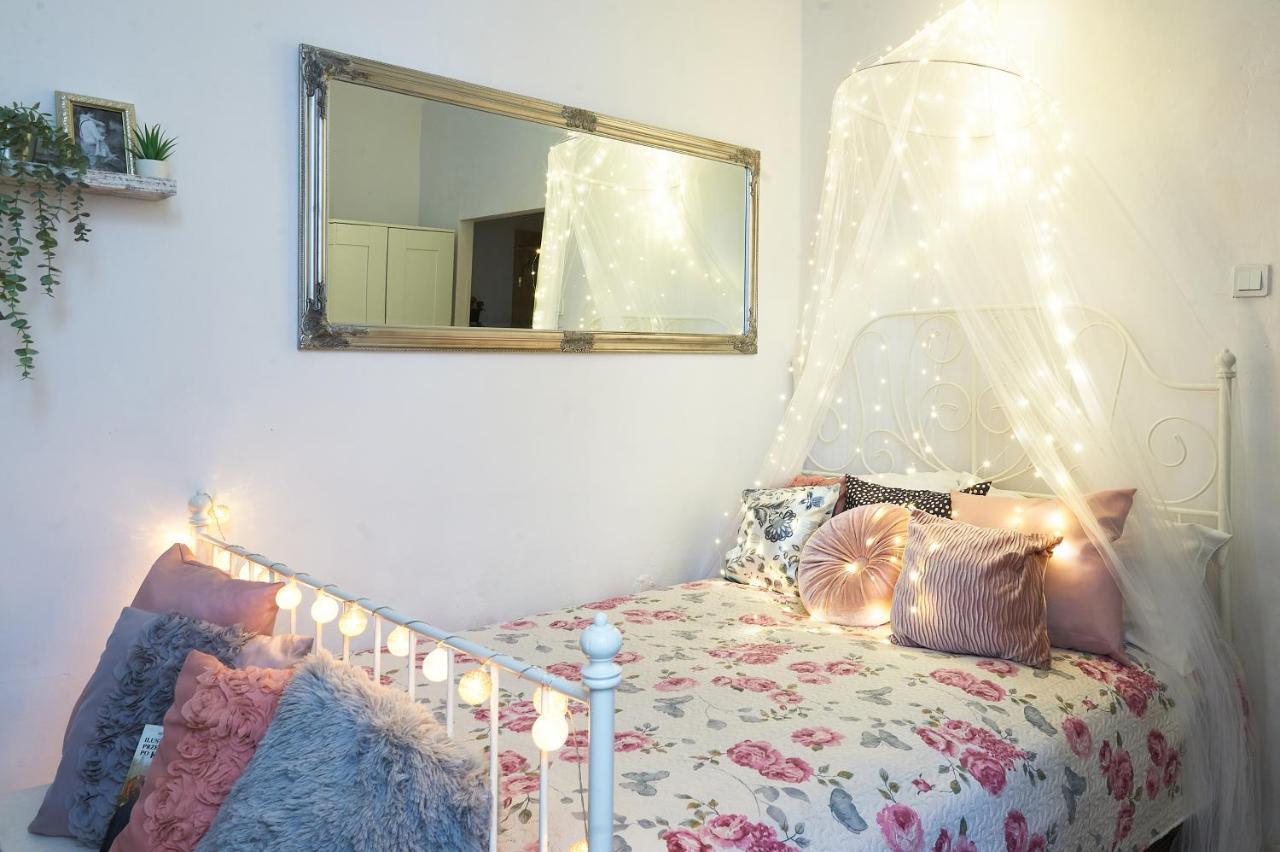 Miodowa Kazimierz Apartment Krasków Εξωτερικό φωτογραφία